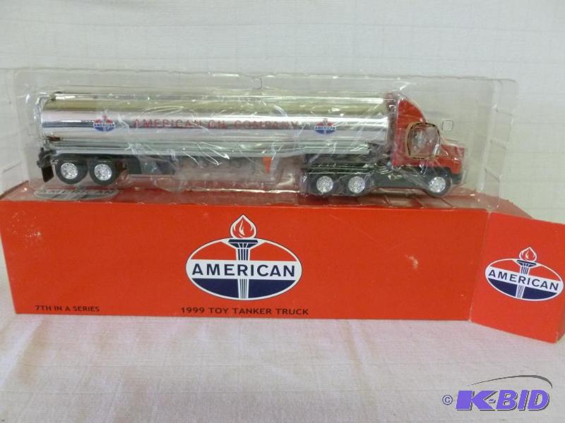 lot 142 image: Collectible American - Amoco 1999 164 scale ...