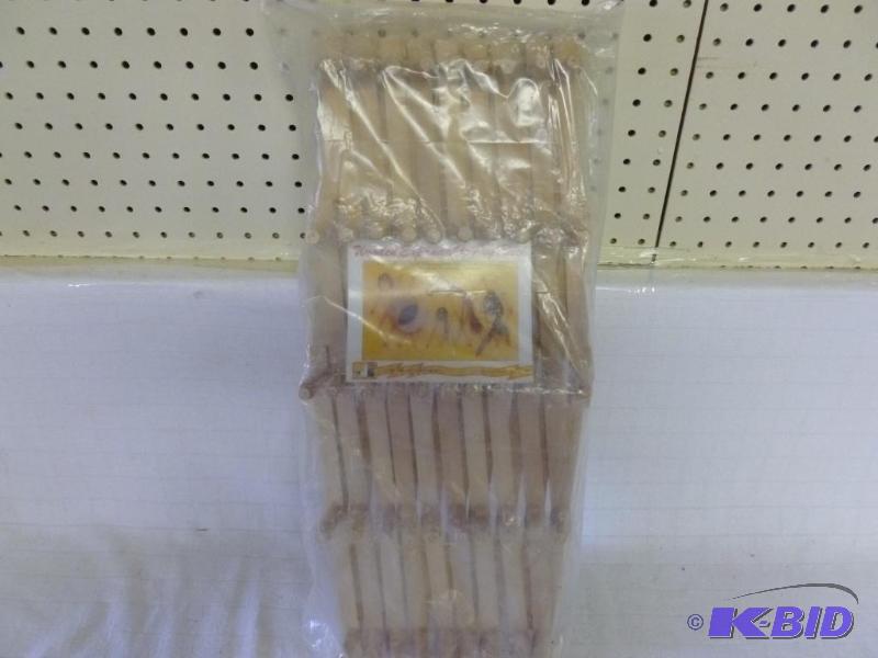lot 158 image: Large wooden expandable peg rack, new in the ...