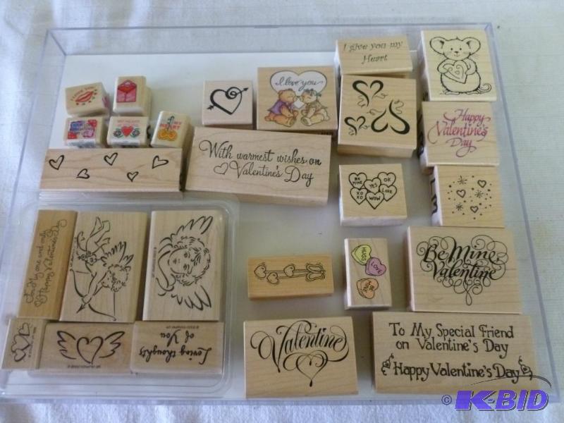 lot 165 image: Large lot of twenty-six wood bodied and rubbe...