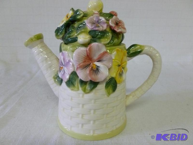 lot 43 image: Beautiful floral embossed porcelain decorativ...
