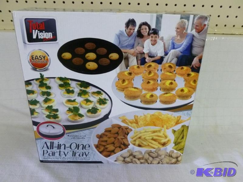 lot 54 image: Total Vision all-in-one party tray, like new ...