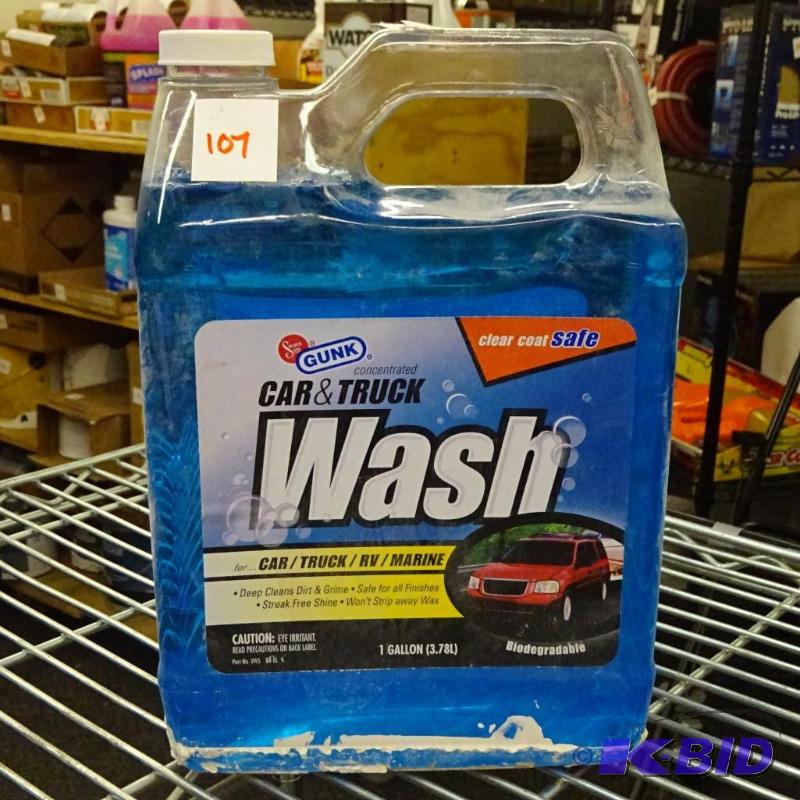 lot 107 image: NEW 1 gallon GUNK Car and Truck Wash Clear Co...