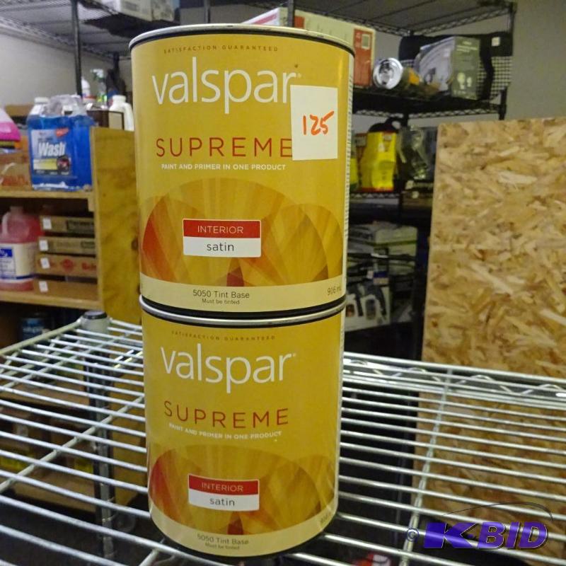 lot 125 image: Qty 8 New Valspar Supreme Interior Satin Late...