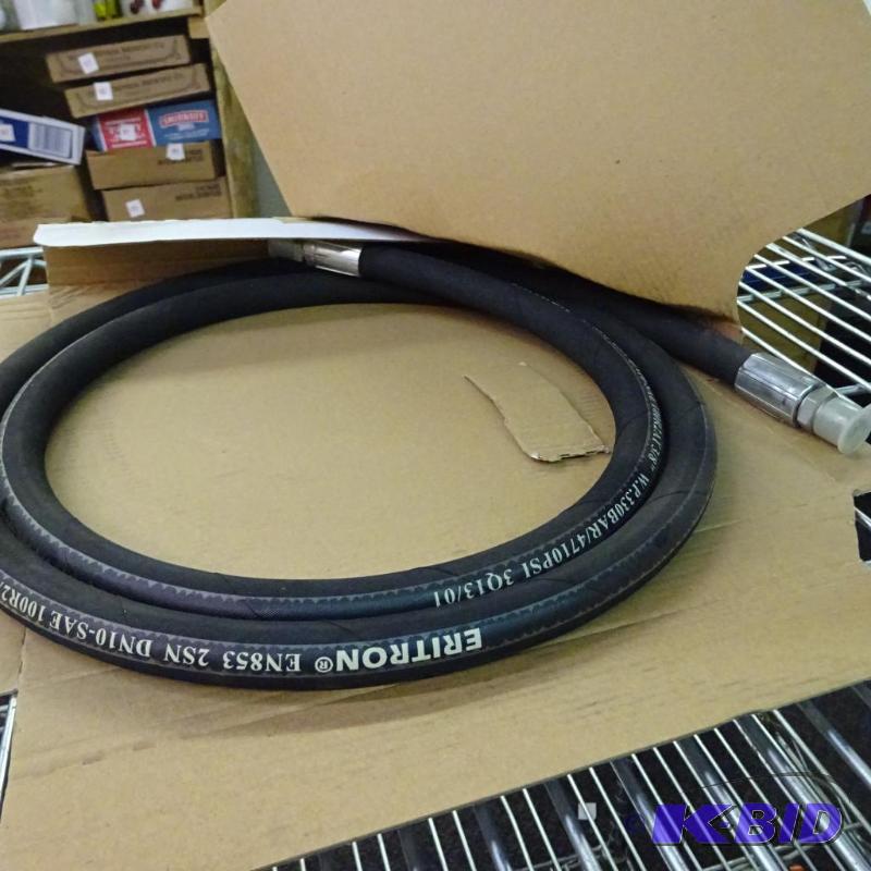 lot 149 image: New Hydraulic Hose 38in x 84in 2-wire hose, ...