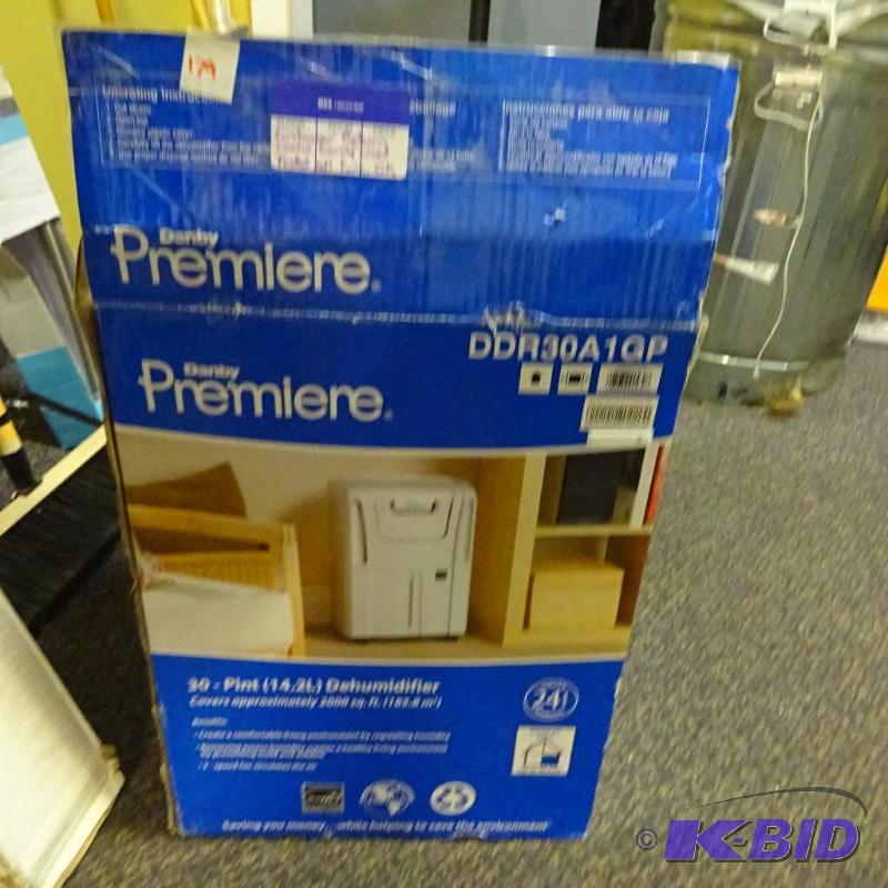 lot 179 image: Customer Return  Open Box Danby Premiere 30 P...