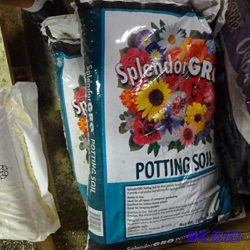 lot 233 image: 3 bags Splendor Gro potting soil...