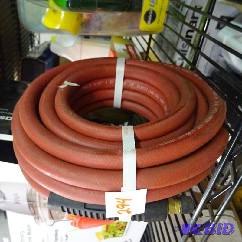 lot 294 image: NEW Amflo 3  8 in Rubber Air Hose, 300 PSI. ...
