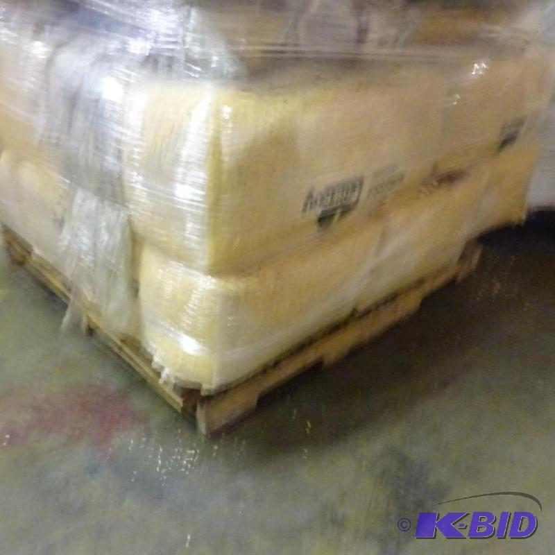 lot 315 image: Qty 10 Bales pine shavings bedding. Approx 30...