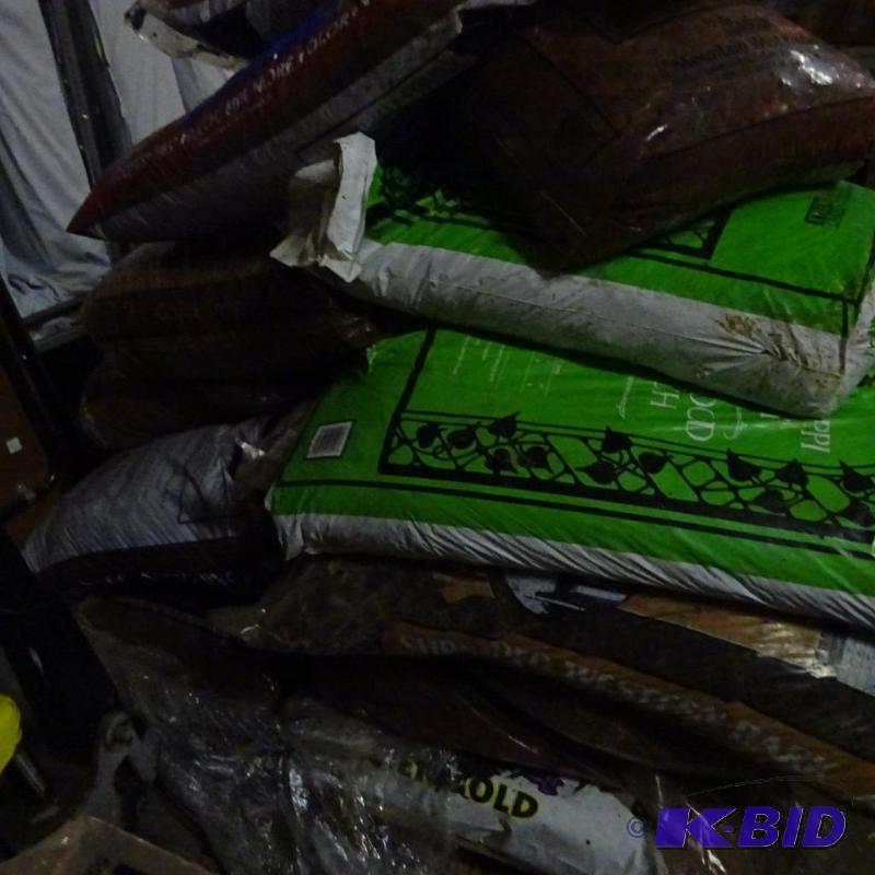 lot 324 image: Qty 17 Bags Various Mulch Approx 34 cu ft tot...