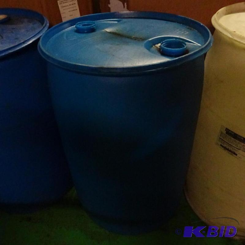 lot 349 image: Used 55 gal Blue Plastic Drum...