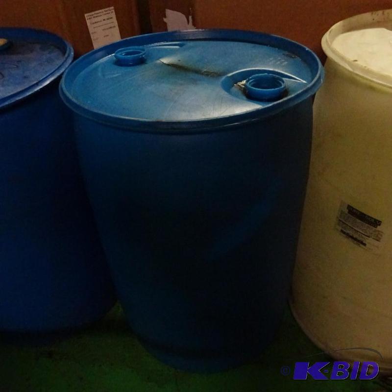 lot 350 image: Used 55 gal Blue Plastic Drum...