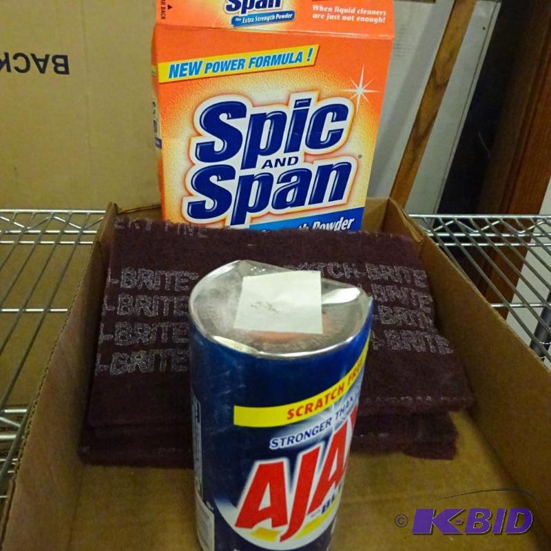lot 9 image: New Cleaning Lot incl. Ajax wbleach 14 oz, S...
