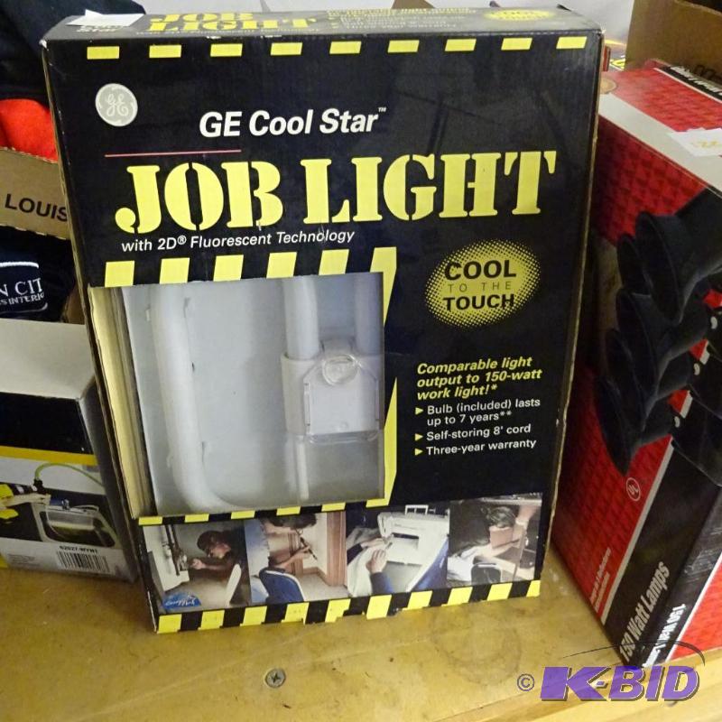 lot 120 image: NEW GE Cool Star Job Light. With 2D Flouresce...