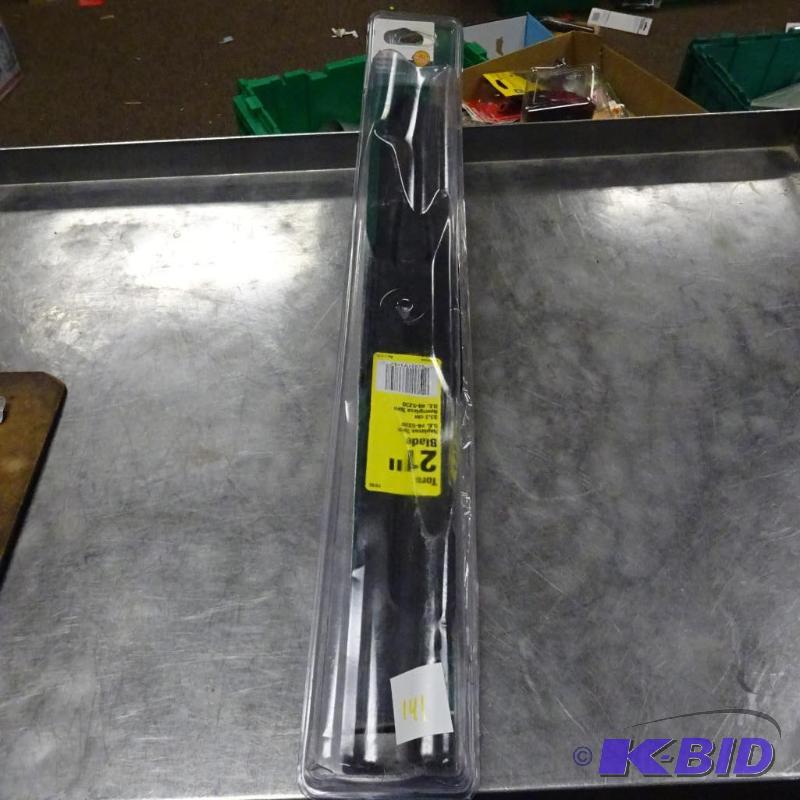 lot 141 image: NEW ACE 21 in Lawnmower Replacement Blade...