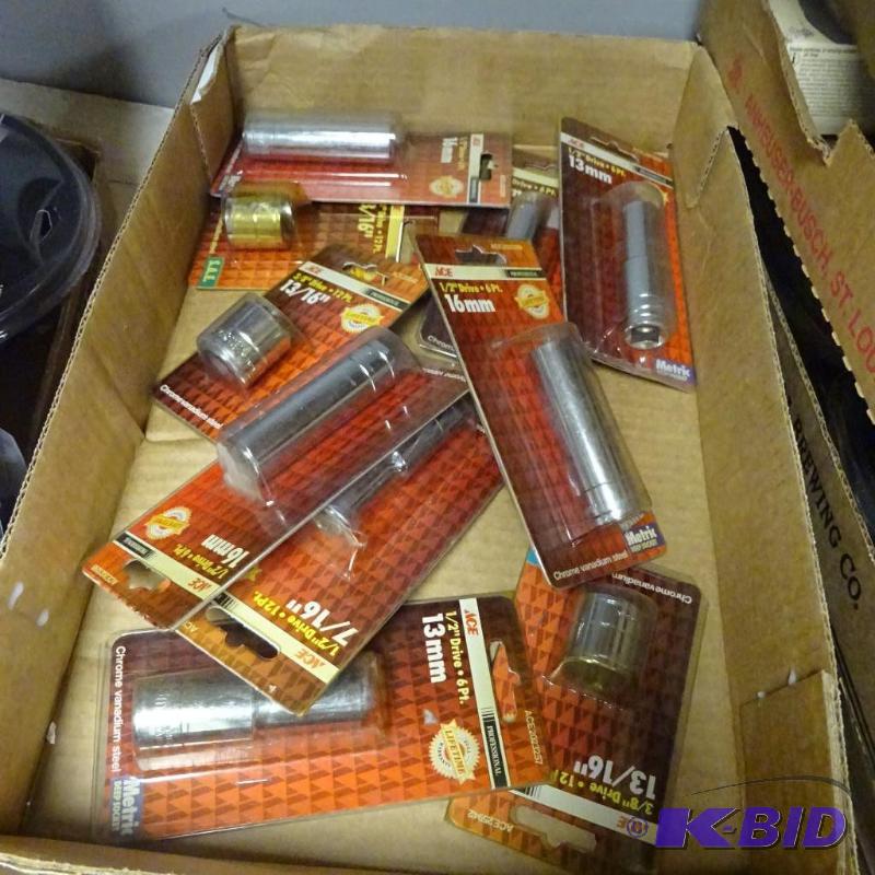 lot 173 image: Qty 10 NEW various sockets for socket wrench...