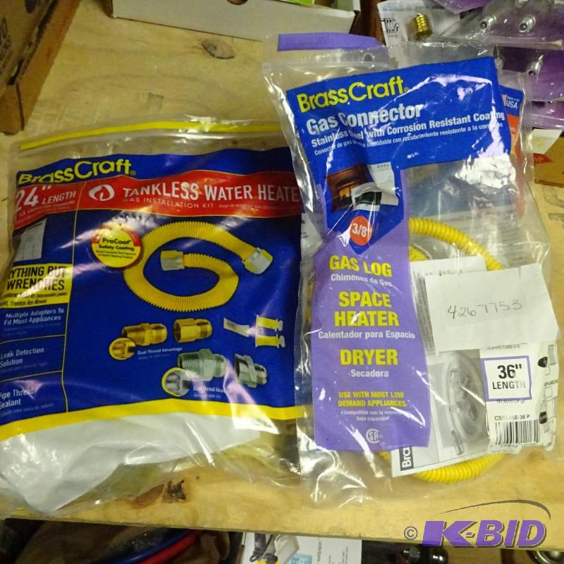 lot 195 image: NEW Lot Brass Craft Coated Gas Lines...