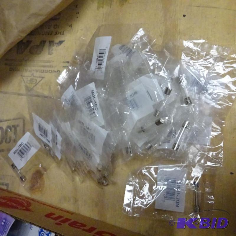 lot 197 image: NEW Large Lot MDL-1BC Fuses...