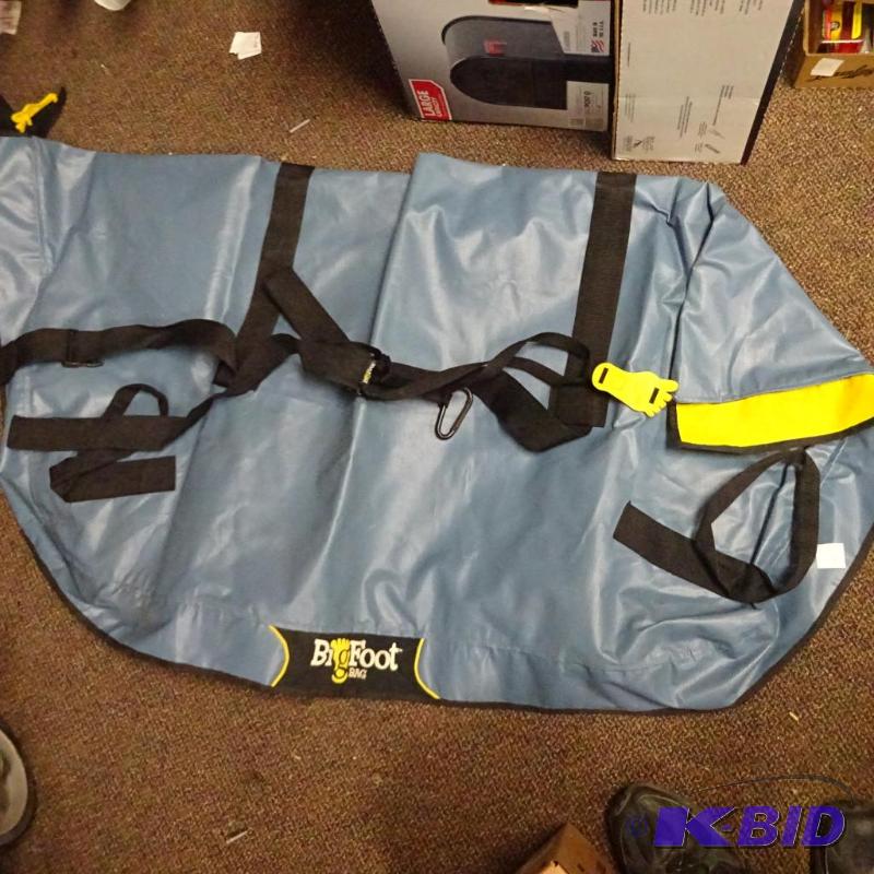 lot 2 image: NEW Bigfoot Cargo Bag Model BFB830. Labeled s...