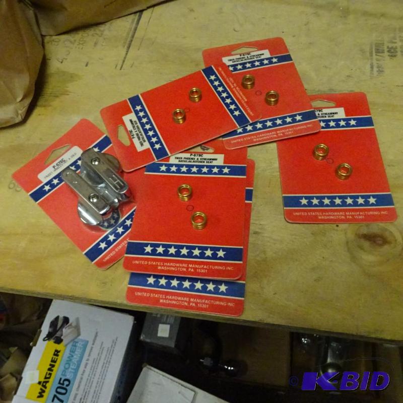 lot 207 image: NEW Lot incl. 5 sets faucet seats and 1 set f...