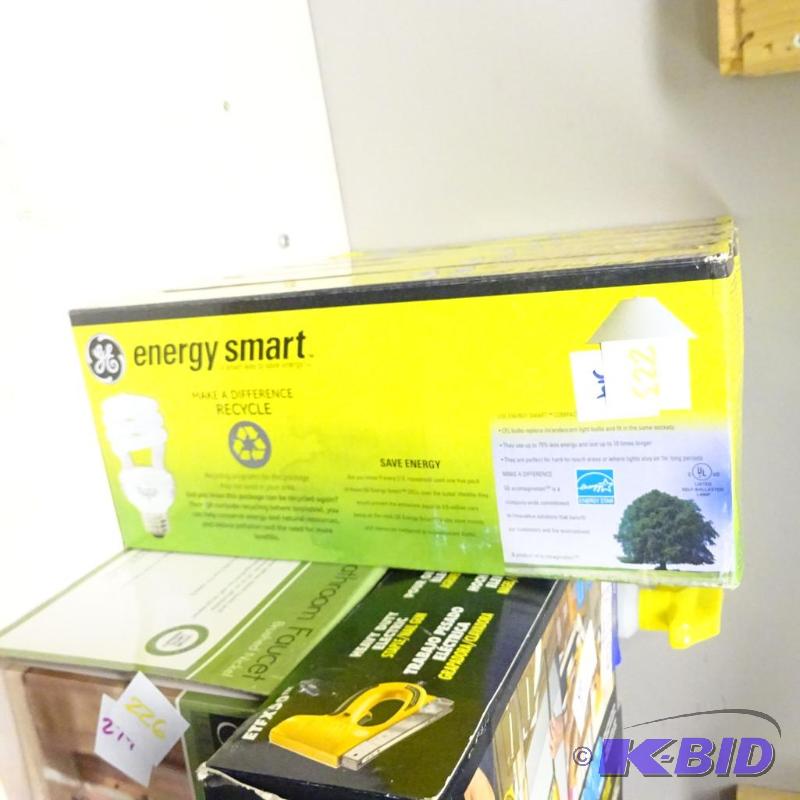 lot 223 image: 5 pc Lot New GE 20 watt flourescent light bul...
