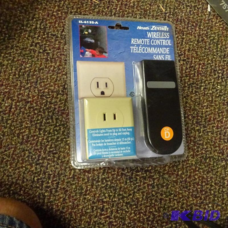lot 252 image: Qty 4 NEW Heath Zenith Wireless Remote Contro...