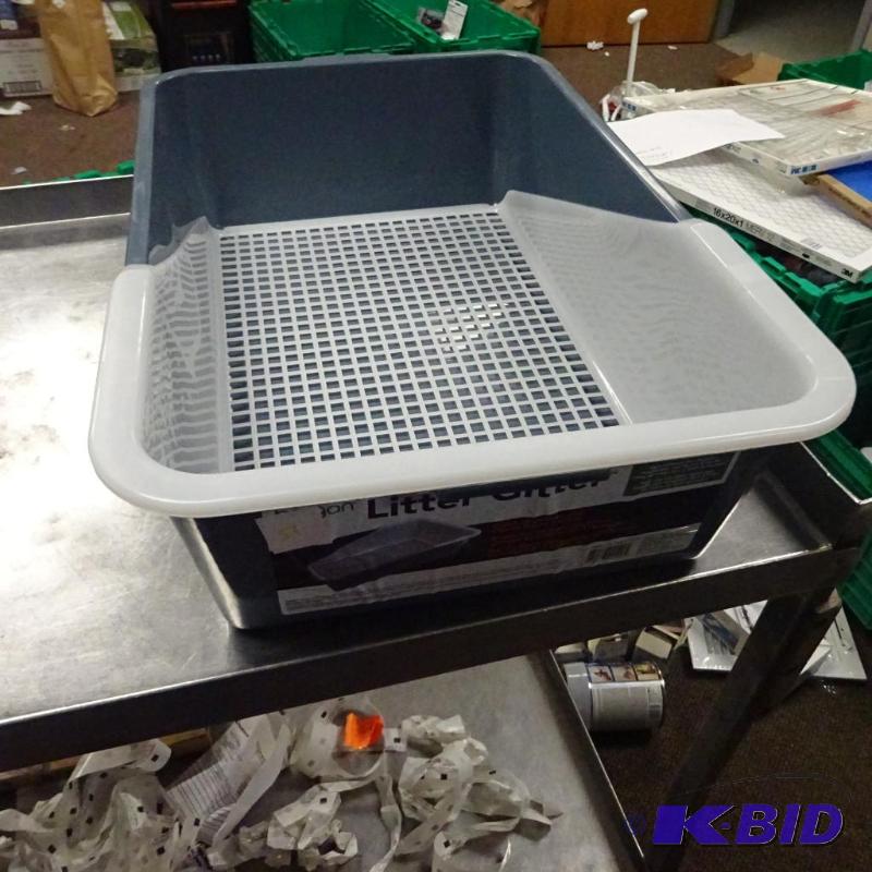 lot 51 image: NEW Cat Lover Lot. Litter Getter single scoop...