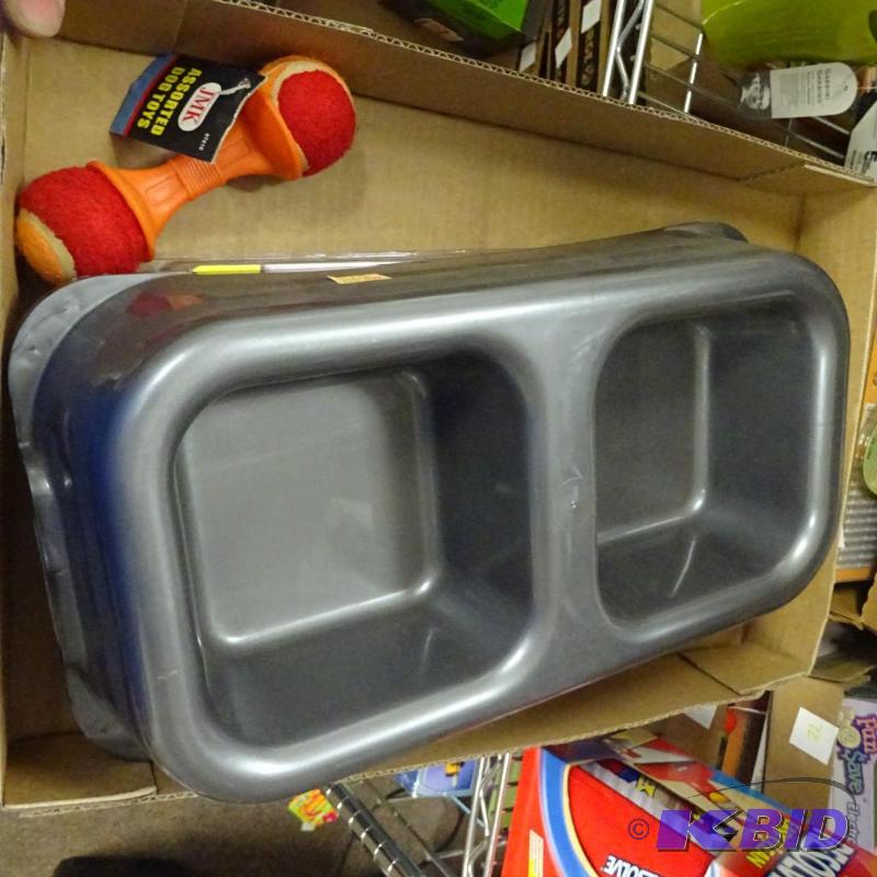 lot 63 image: NEW Dog Lover Lot incl. Extra Large Double Di...