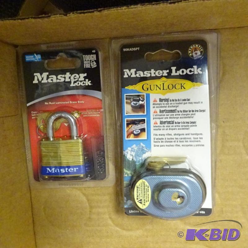 lot 80 image: NEW Lock Lot incl. Master Lock Gun Lock  keye...