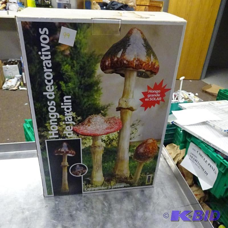 lot 99 image: NEW 3 pc Solar Garden Mushroom Lawn Ornament ...