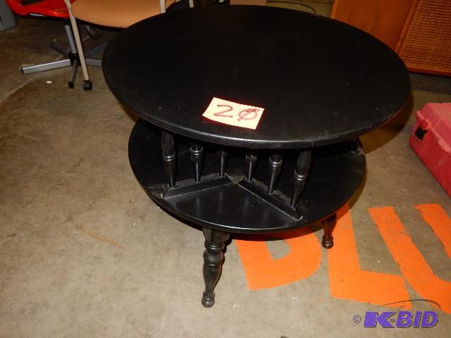 Round LAZY SUSAN type of table