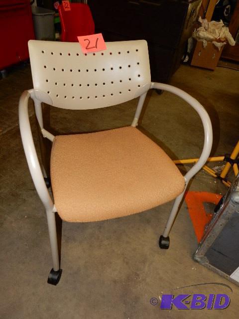MID MOD CHAIR