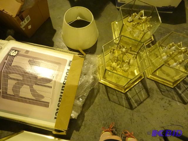 Lamp shade. Large circle light. 3 hexagon cha...