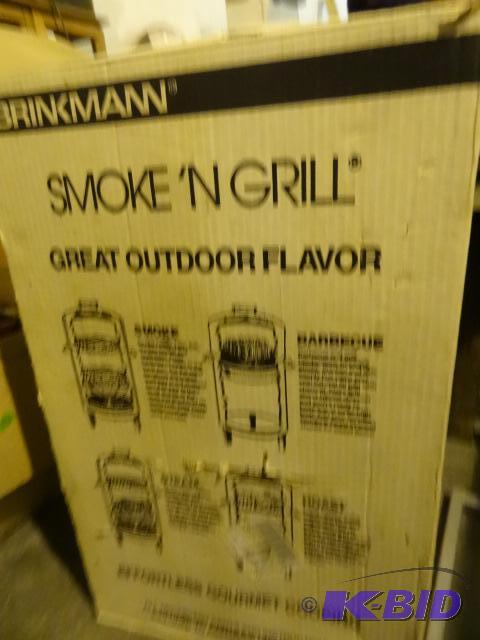 Brinkman smoke N grill. Looks to be new....