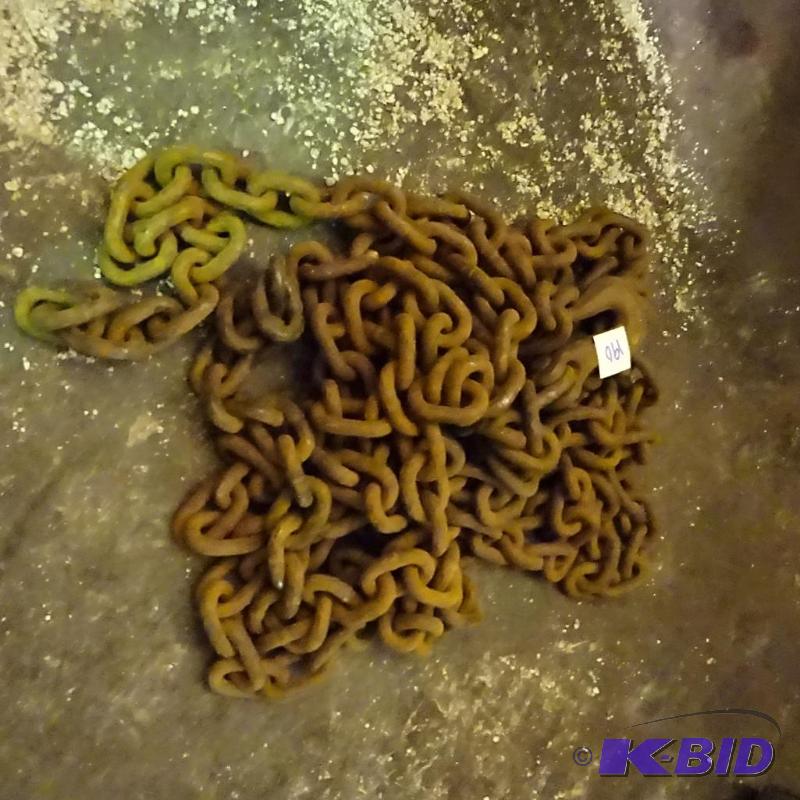 Log chain with 1 hook...