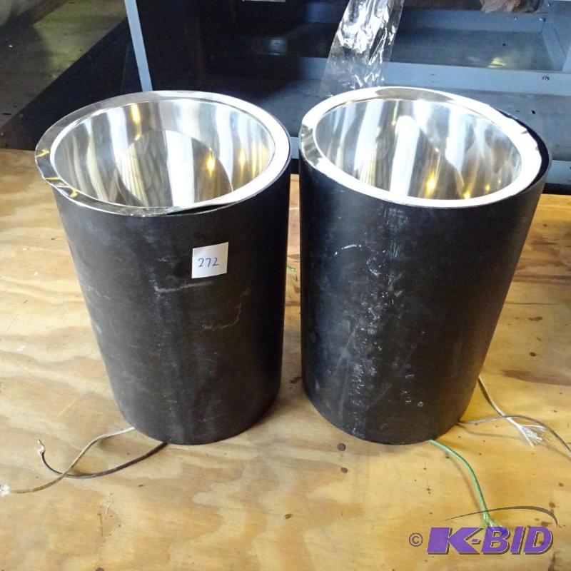 Aluminum canister lights. Qty 2...