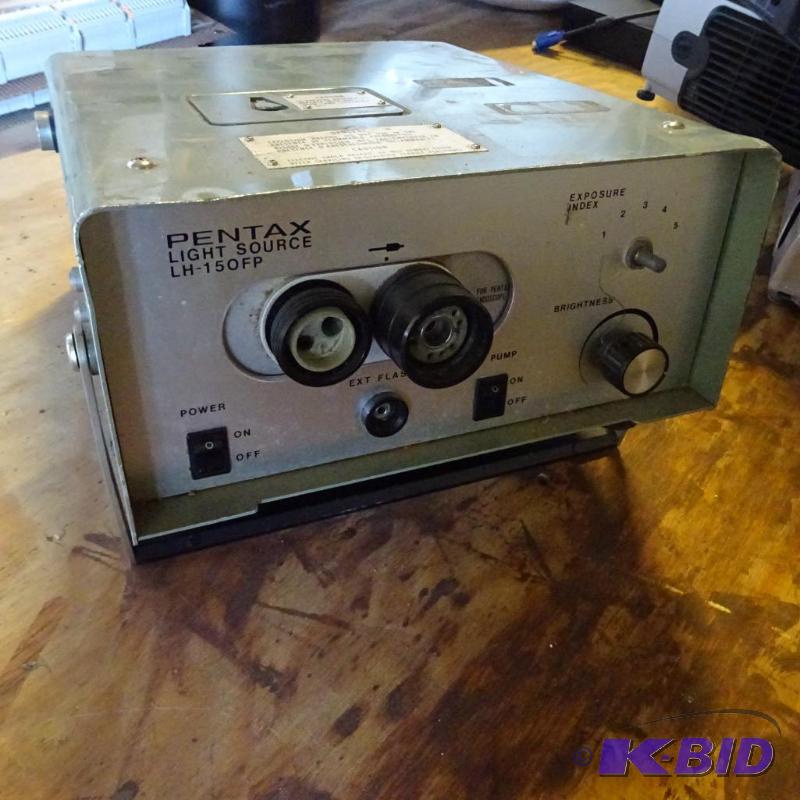 Pentax light source LH-150IP. No power supply...