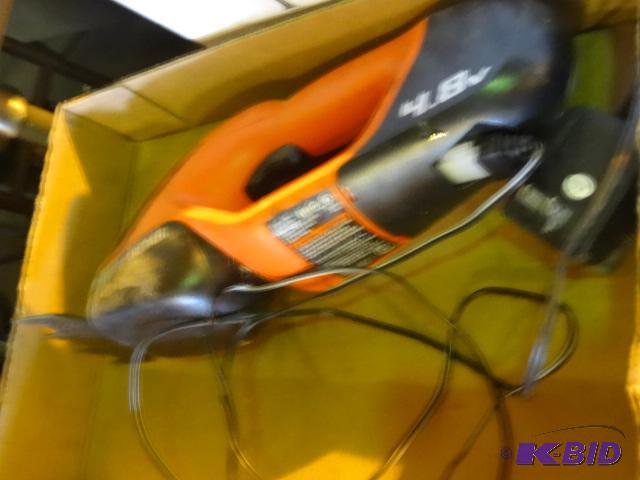Cordless Black and Decker hedge trimmer. 4.8 ...