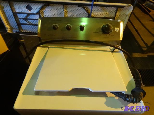 Frigidaire washing machine. 13 cycle. Commerc...