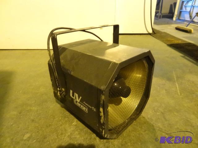 American DJ UV canon model UV canon. 120 volt...