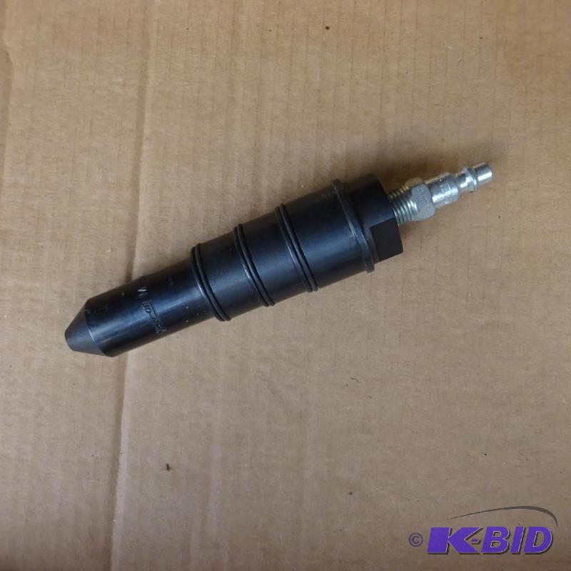 lot 111 image: Snap On M3540 Diesel Compression Tester...