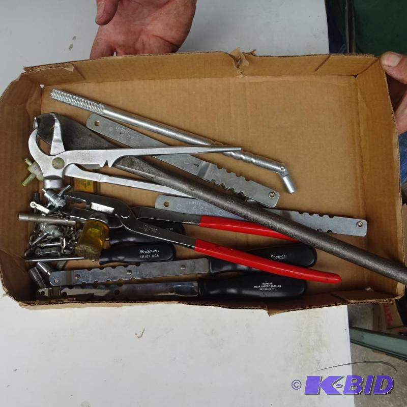 lot 123 image: Tire Repair Tools...