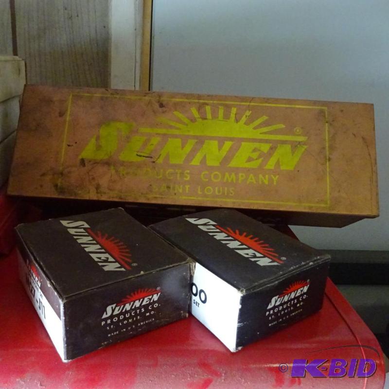 lot 14 image: Sunnen AN-110 standard cylinder grinder. Incl...