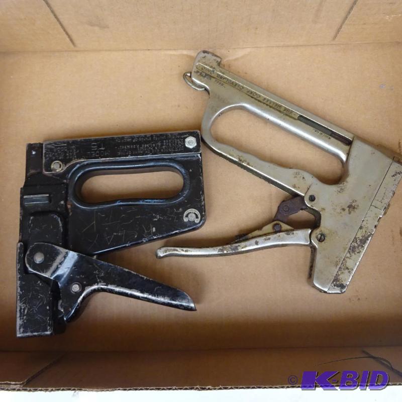 lot 164 image: 2 Hand Staplers...