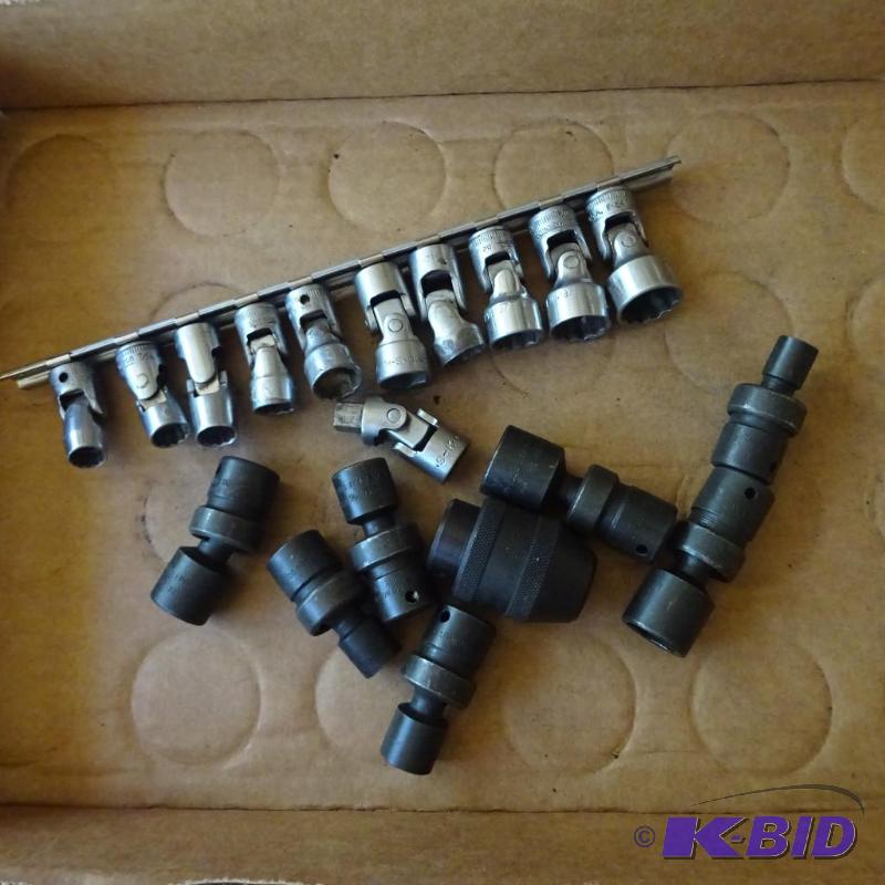 lot 190 image: Snap On swivel sockets...