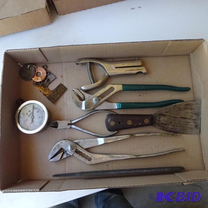 lot 240 image: misc tools and pressure gauges...