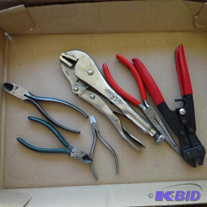 lot 274 image: Mini Bolt Cutter, Vise Grip, Misc. Pliers...