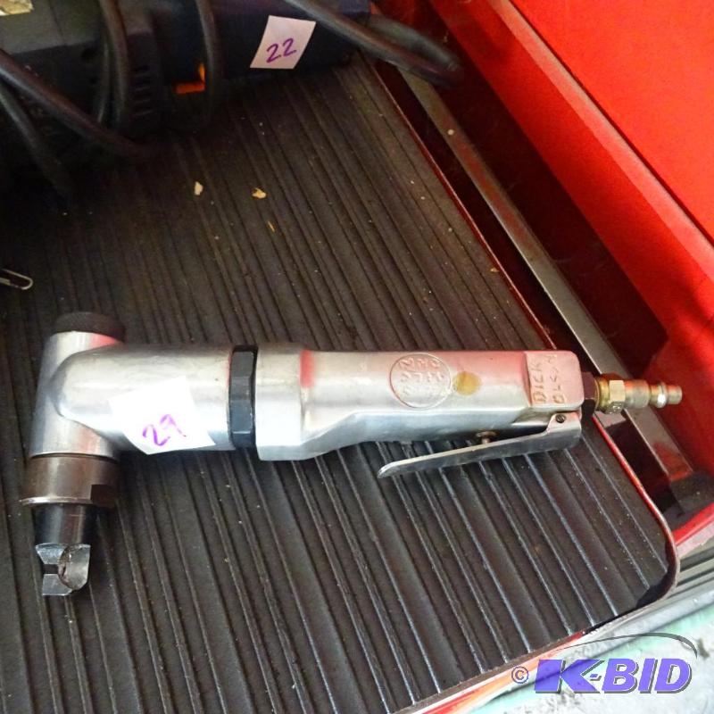 lot 29 image: Air Nibbler...