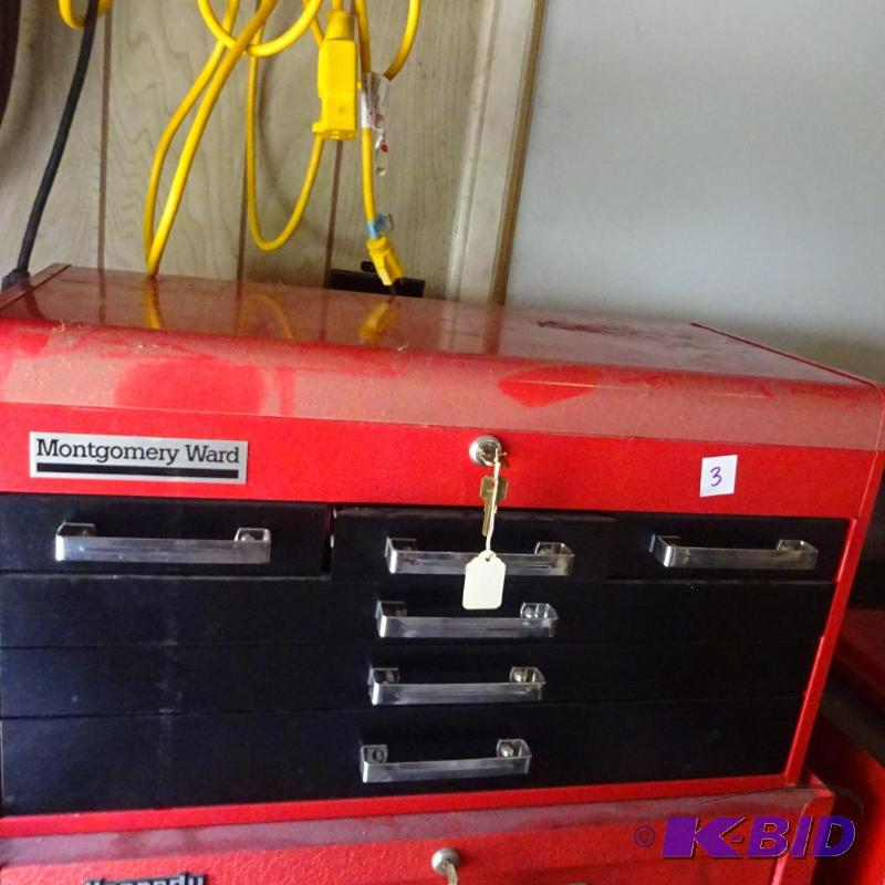 lot 3 image: Montgomery wards tool box. 6 drawer. With loc...