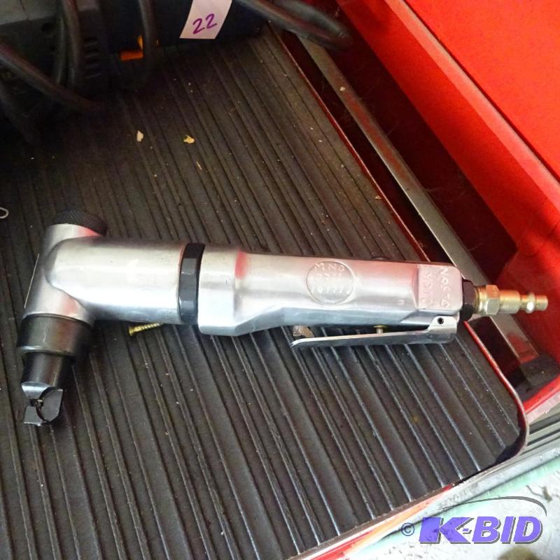 lot 30 image: Air Nibbler...