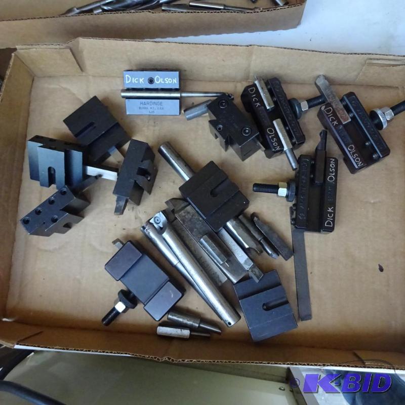 lot 318 image: Machine Tool Holders...